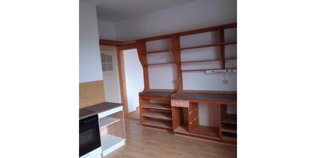 Etagenwohnung Marburg - 5 Zimmer, 120 m&sup2;, 1.800&euro; | Angebot:25274523
