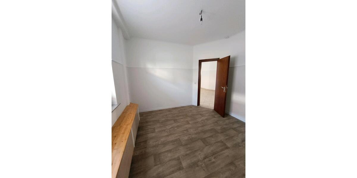 Erdgeschoßwohnung Dietzhölztal - 3 Zimmer, 87 m&sup2;, 800&euro; | Angebot:25764384