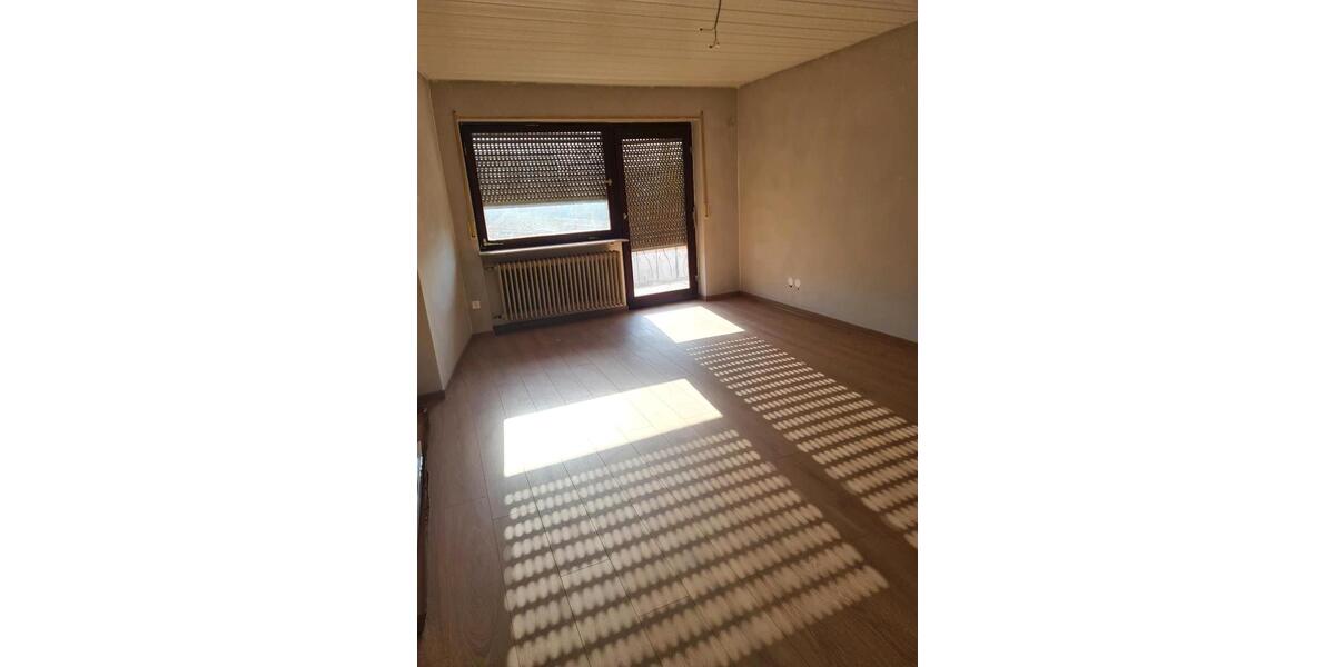 Etagenwohnung Mudau - 2 Zimmer, 72 m&sup2;, 646&euro; | Angebot:26618492