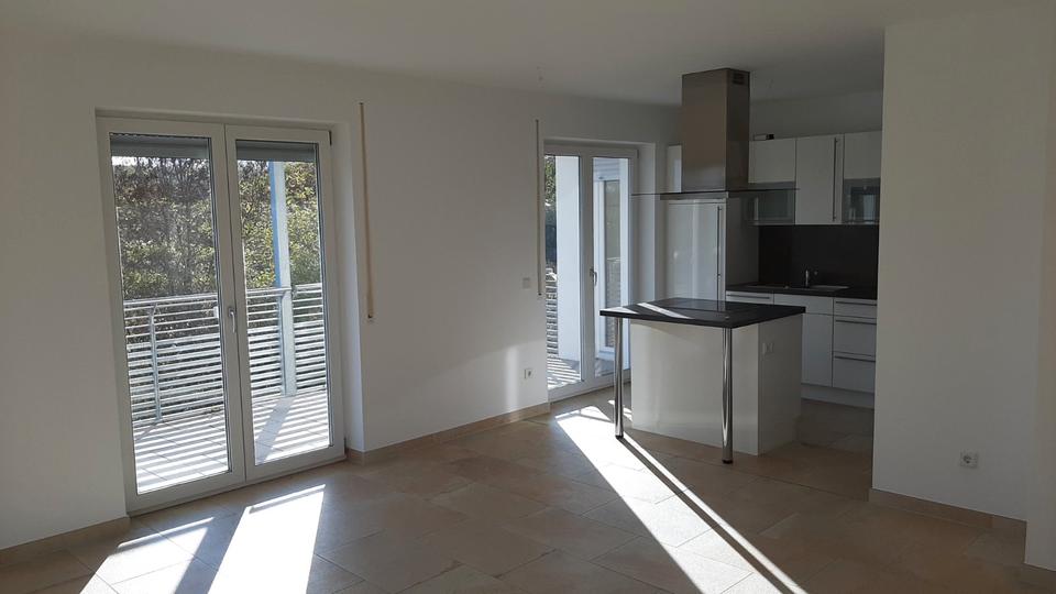 Etagenwohnung Parsberg - 4 Zimmer, 94 m&sup2;, 880&euro; | Angebot:26624079