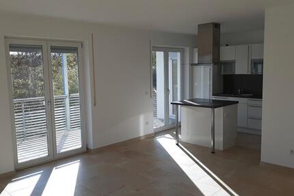 Wohnung Parsberg - 4 Zimmer, 94 m&sup2;, 880&euro; | Angebot:26624079