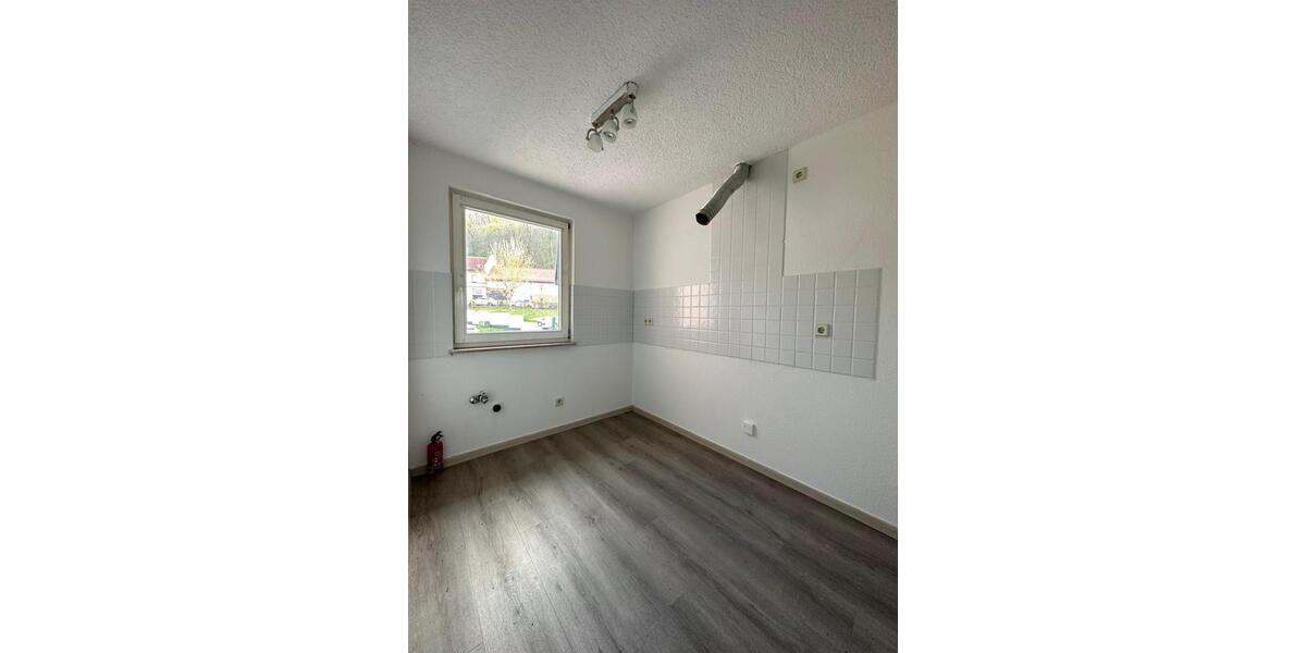 Etagenwohnung Waltershausen - 2 Zimmer, 56 m&sup2;, 450&euro; | Angebot:26623722