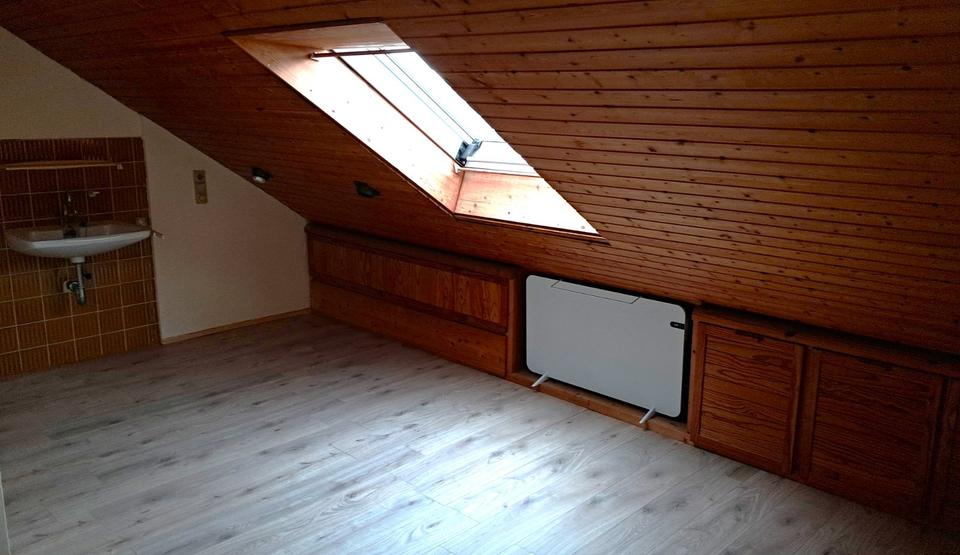 Doppelhaushälfte Goldbach - 6 Zimmer, 135 m&sup2;, 1.550&euro; | Angebot:23760573