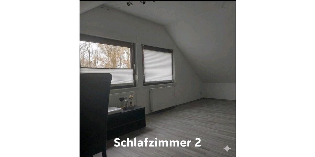 Dachgeschoßwohnung Wardenburg - 3 Zimmer, 140 m&sup2;, 850&euro; | Angebot:26136450