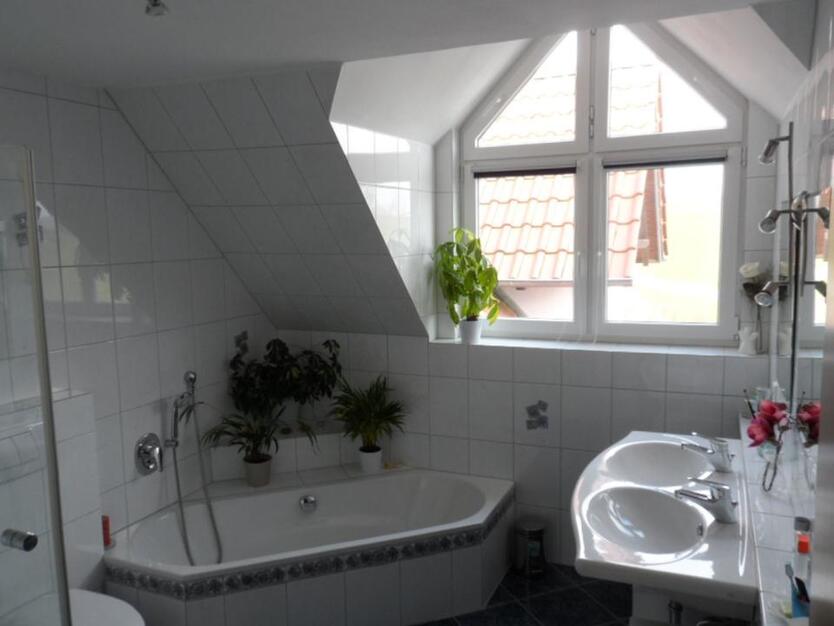 Helle Lichtdurchflutete 6-Zimmerwohnung in Mittelbiberach zimmer