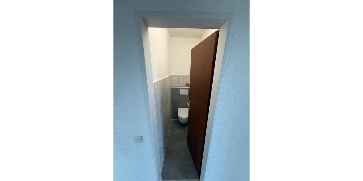 Etagenwohnung Solingen - 3 Zimmer, 76 m&sup2;, 750&euro; | Angebot:26235799