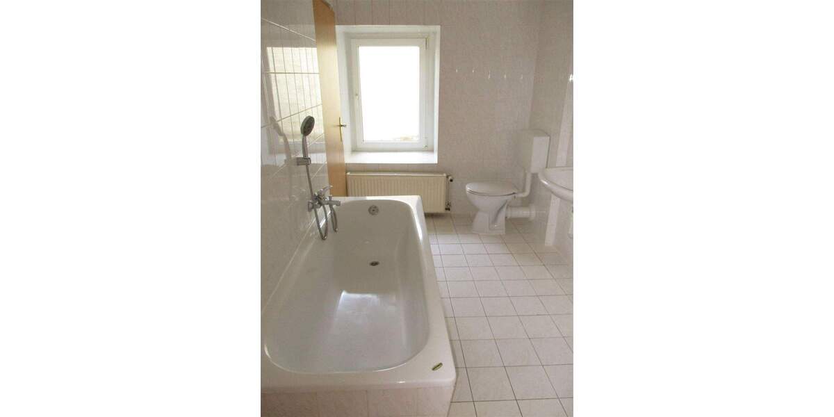 Etagenwohnung Torgau - 3 Zimmer, 70 m&sup2;, 430&euro; | Angebot:26244708