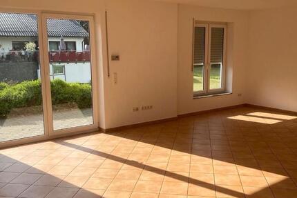Haus Reinsfeld - 6 Zimmer, 110 m&sup2;, 950&euro; | Angebot:26292711