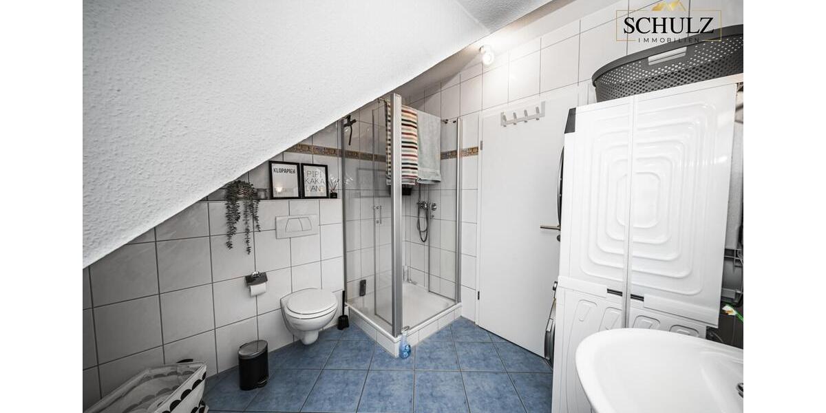 **Über den Dächern wohnen: stilvolle Dachgeschosswohnung in Toplage zu vermieten** 2 zimmer