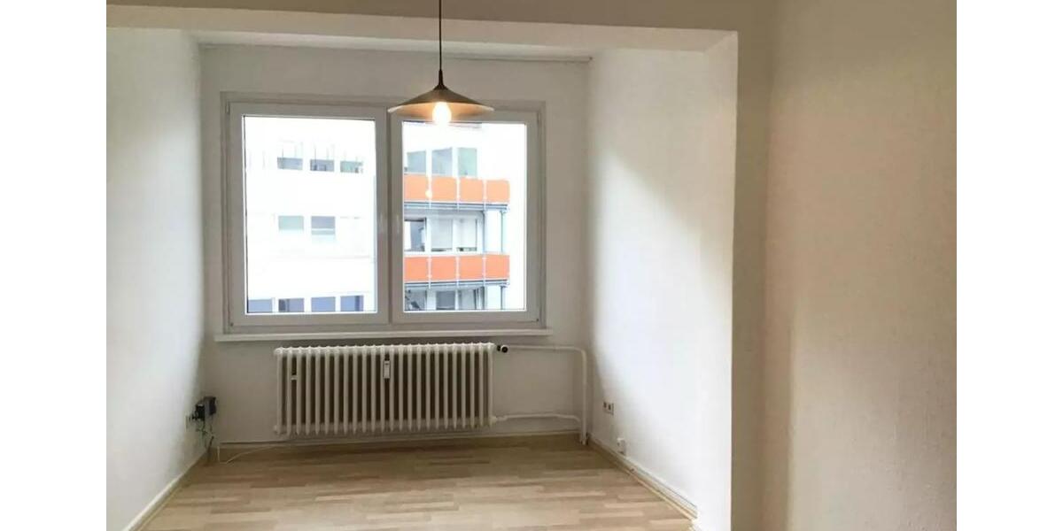 Etagenwohnung Braunschweig - 4 Zimmer, 125 m&sup2;, 992&euro; | Angebot:25803530