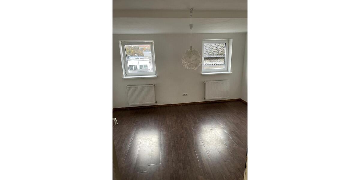 Dachgeschoßwohnung Montabaur - 3 Zimmer, 70 m&sup2;, 800&euro; | Angebot:24863926