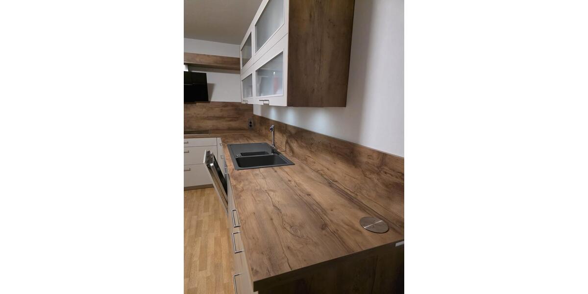 Etagenwohnung Eggenfelden - 3 Zimmer, 87 m&sup2;, 725&euro; | Angebot:26222533