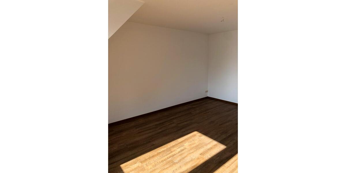 Dachgeschoßwohnung Warin - 2 Zimmer, 50 m&sup2;, 450&euro; | Angebot:25760743
