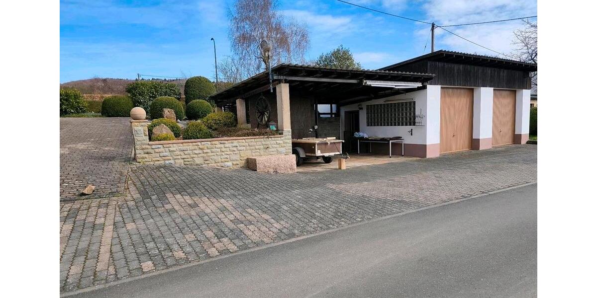 Doppelhaushälfte Pronsfeld - 6 Zimmer, 140 m&sup2;, 1.170&euro; | Angebot:26038646