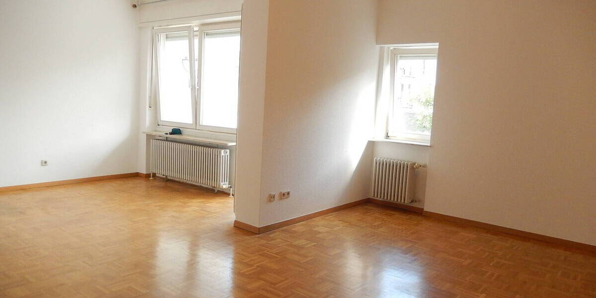 Trier Innenstadt 3 ZKB 86,64 qm, Balkon DG 2. OG o. Fahrstuhl, ruhig, nur mit Wohnberechtigungsschein 3 zimmer