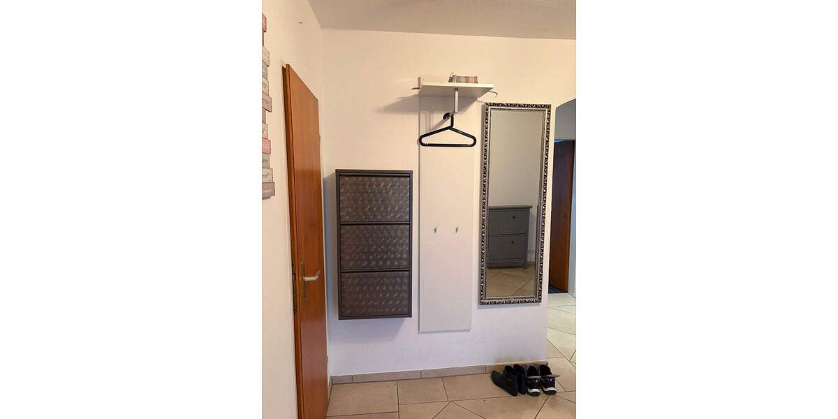 Etagenwohnung Mülheim an der Ruhr Broich - 3 Zimmer, 76 m&sup2;, 500&euro; | Angebot:25108055