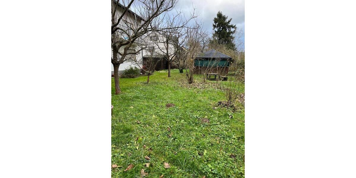 Dachgeschoßwohnung Denzlingen - 3 Zimmer, 92 m&sup2;, 1.300&euro; | Angebot:26416022