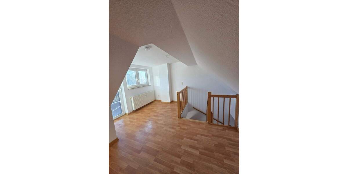 Etagenwohnung Waldheim - 2 Zimmer, 68 m&sup2;, 390&euro; | Angebot:25688922