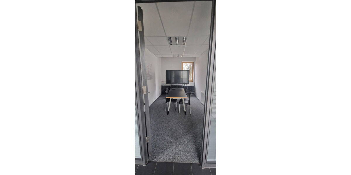 Gewerbeobjekt Ditzingen Hirschlanden - 2.750&euro; | Angebot:26808396