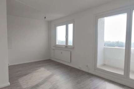 Wohnung Halle Silberhöhe - 5 Zimmer, 78 m&sup2;, 650&euro; | Angebot:26663364