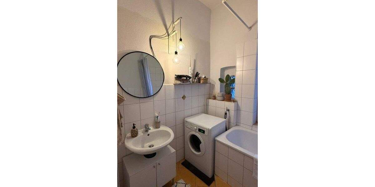 Etagenwohnung Kiel Südfriedhof - 4 Zimmer, 82 m&sup2;, 1.239&euro; | Angebot:25704858