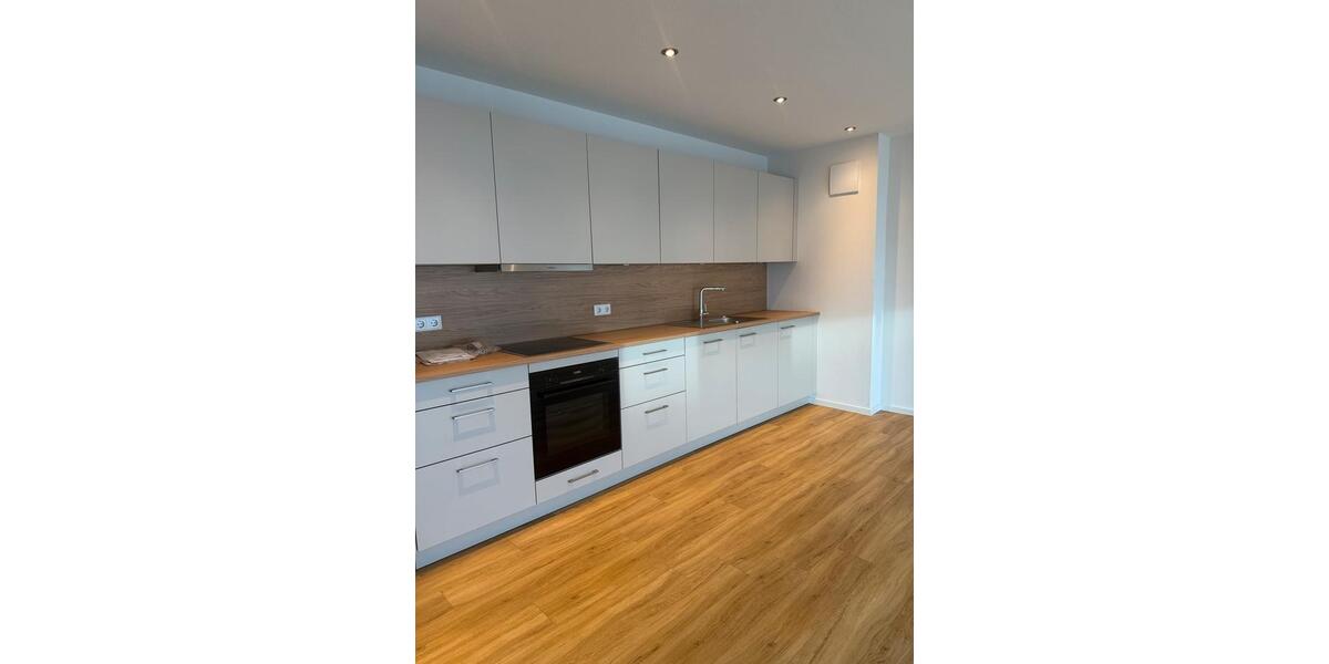 2 Zimmer Wohnung inkl. Küche,Garage,Süd Balkon 2 zimmer