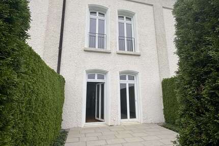 Haus zum Mieten in Ulm 2.450 € 184 m² 4 zimmer