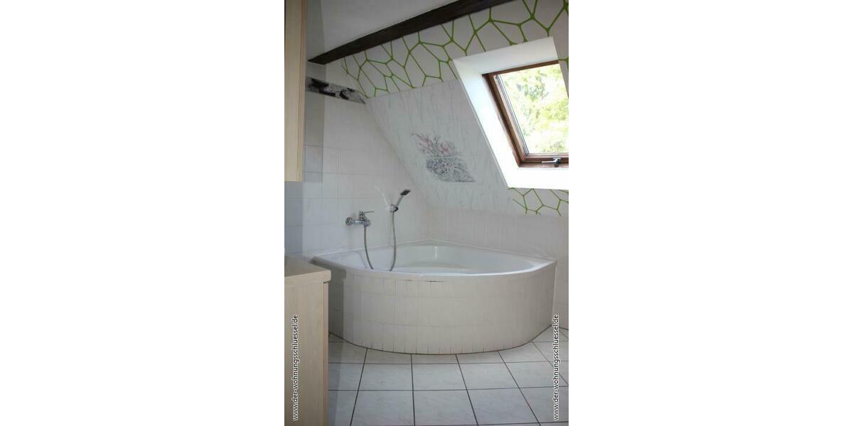 Dachgeschoßwohnung Annaberg-Buchholz Buchholz - 3 Zimmer, 70 m&sup2;, 375&euro; | Angebot:26647903