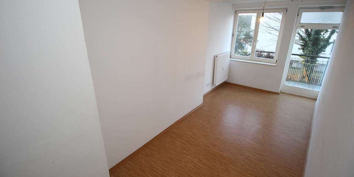 Wohnung zum Mieten in Landshut 2.950 € 367 m² 8 zimmer