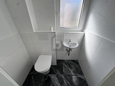 NEUWERTIGER WOHNTRAUM IM KURORT - Erdgeschoßwohnung Bad Herrenalb | Angebot:27208816