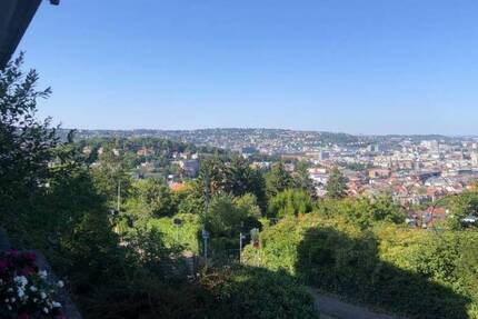2-Zimmer-Wohnung in phantastischer Aussichtslage mit Balkon und Garage in Stuttgart