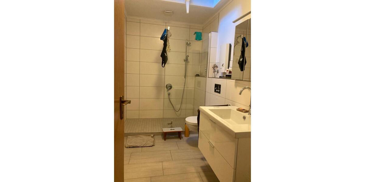 Wohnen auf Zeit Lübbecke - 3.5 Zimmer, 90 m&sup2;, 1.200&euro; | Angebot:25287921