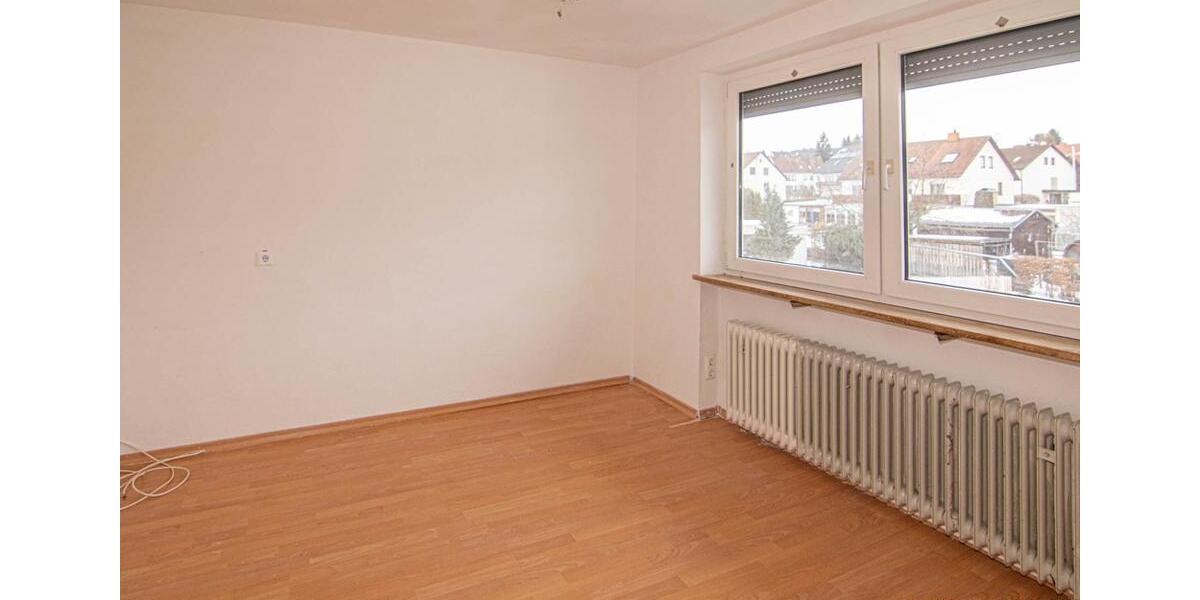 Reihenhaus Selb - 5 Zimmer, 125 m&sup2;, 960&euro; | Angebot:25975020
