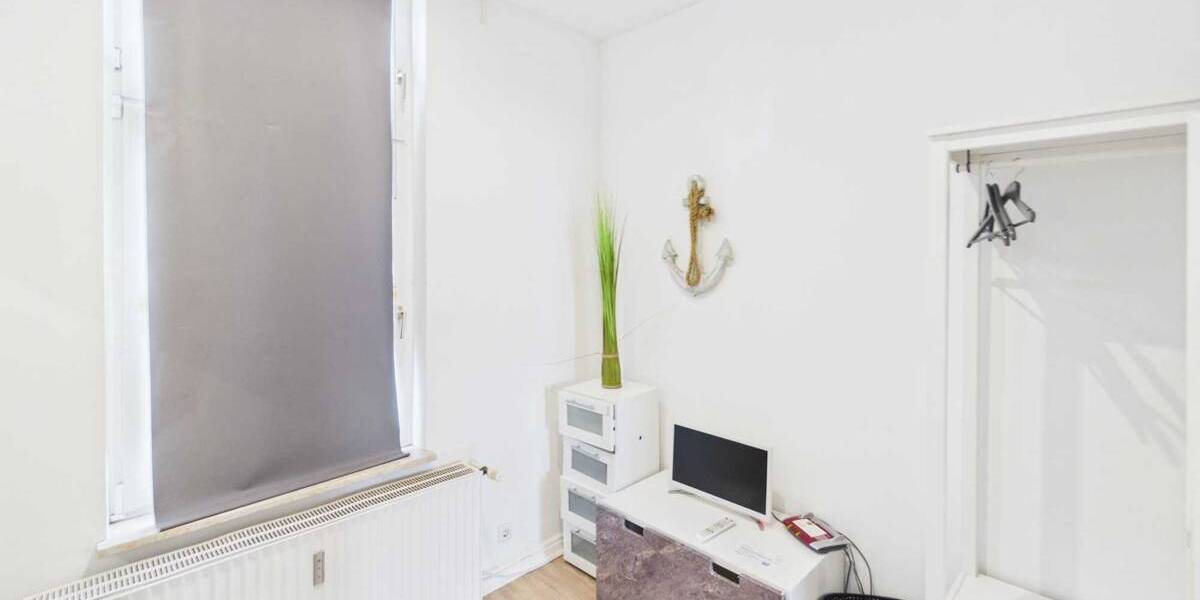 Mehrfamilienhaus, Wohnhaus Bremerhaven / Geestemünde Geestemünde - 6 Zimmer, 140 m&sup2;, 1.300&euro; | Angebot:26744295