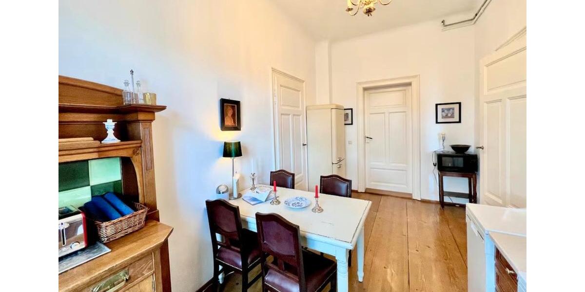 Maisonettenwohnung Dresden Blasewitz - 5 Zimmer, 161 m&sup2;, 2.200&euro; | Angebot:26038390