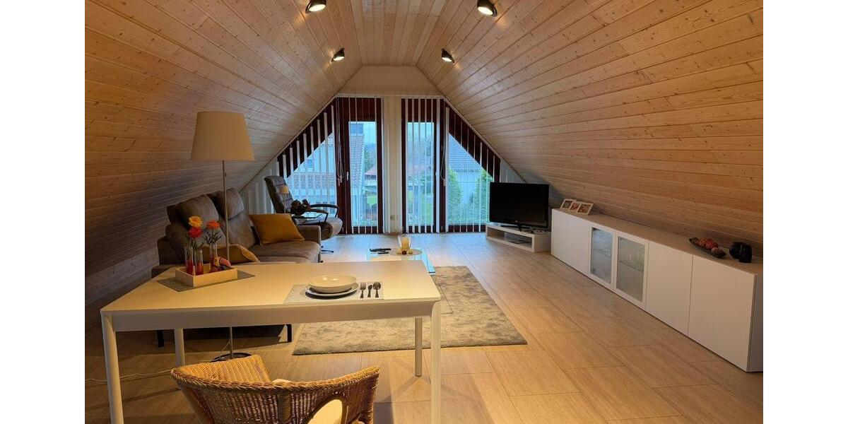 Dachgeschoßwohnung Bad Friedrichshall - 1 Zimmer, 74 m&sup2;, 800&euro; | Angebot:26600636