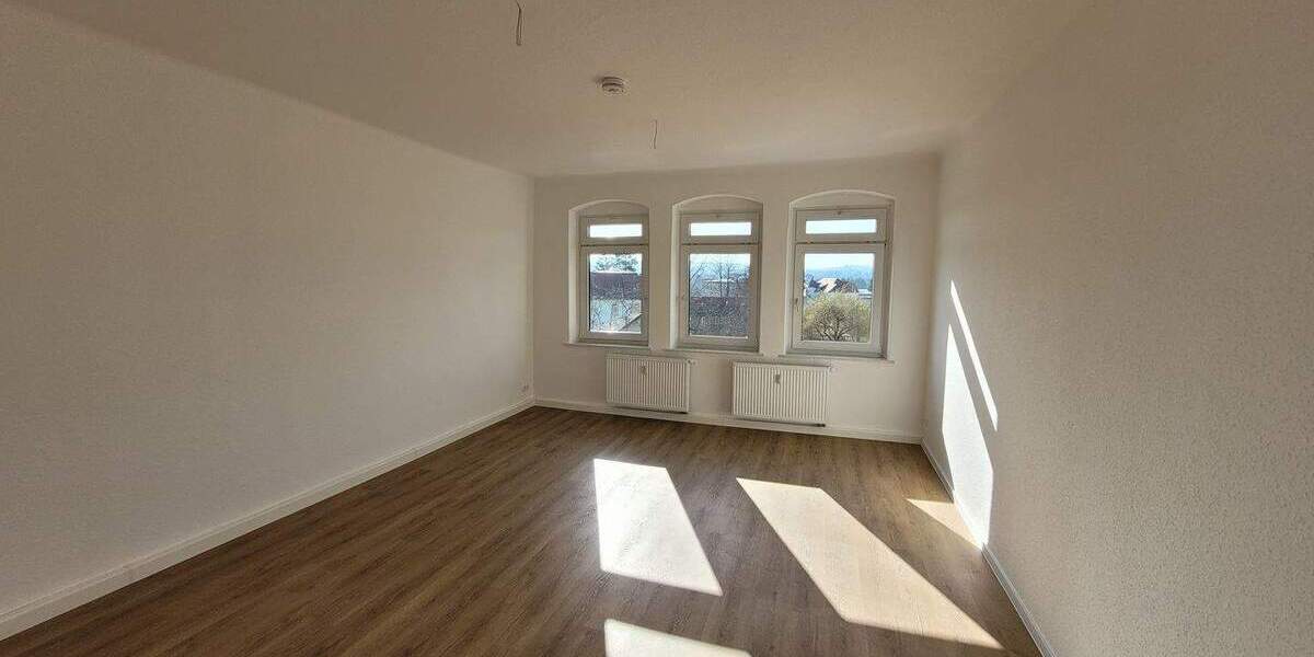 Etagenwohnung Heidenau Mügeln - 3 Zimmer, 96 m&sup2;, 812&euro; | Angebot:25668954
