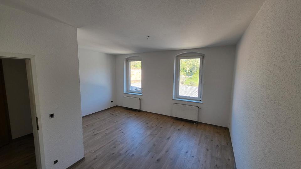 Etagenwohnung Zeitz - 3 Zimmer, 88 m&sup2;, 490&euro; | Angebot:25974882