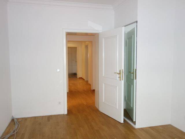 Etagenwohnung Nürnberg Gärten b Wöhrd - 3 Zimmer, 105 m&sup2;, 1.265&euro; | Angebot:26105308