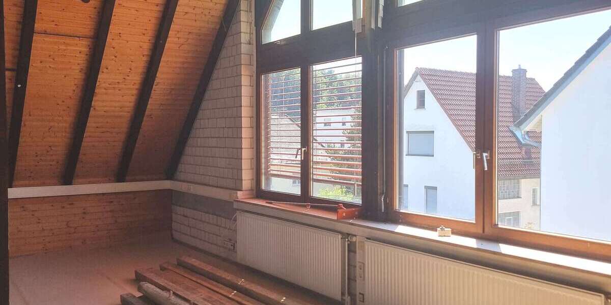 Etagenwohnung Heidenheim an der Brenz - 3 Zimmer, 100 m&sup2;, 1.100&euro; | Angebot:25614744