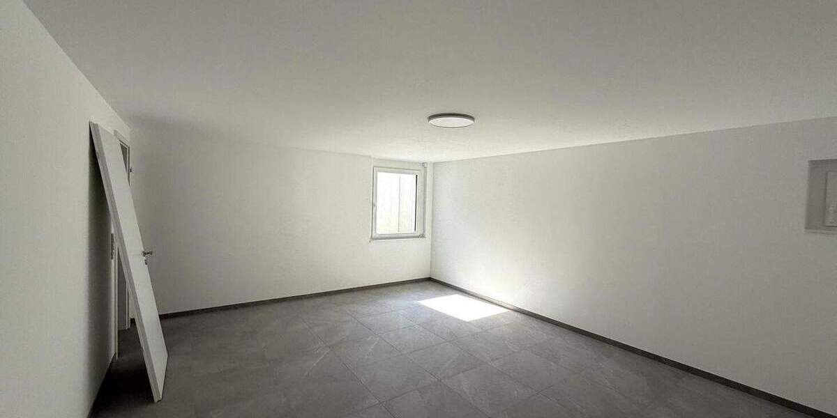 Doppelhaushälfte Talheim - 6 Zimmer, 130 m&sup2;, 1.950&euro; | Angebot:25910062