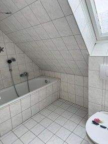 Etagenwohnung Rossau Schönborn-Dreiwerden - 4 Zimmer, 77 m&sup2;, 425&euro; | Angebot:25692479