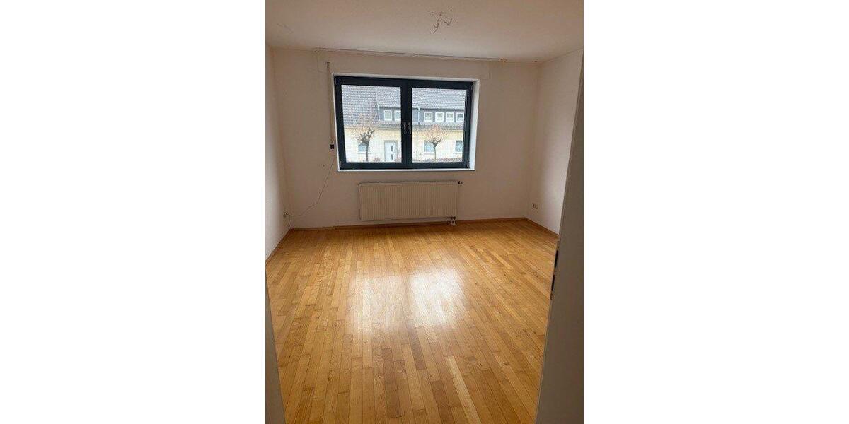 Erdgeschoßwohnung Bad Lippspringe - 2 Zimmer, 82 m&sup2;, 700&euro; | Angebot:26260514