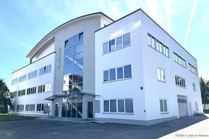 Wohnung Dachau - 2 Zimmer, 200 m&sup2;, 3.200&euro; | Angebot:24756288