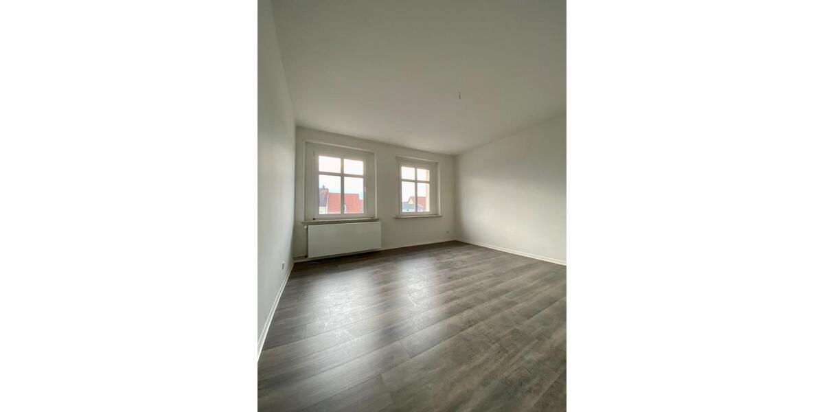 Zeitz Innenstadt, was braucht`s der Worte mehr? Gemütliche & moderne 4 Wohnung 4 zimmer