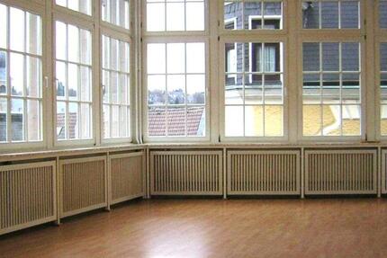 Haus Remscheid Gemarkung Bergisch Born - 4 Zimmer, 137 m&sup2;, 1.215&euro; | Angebot:25051478