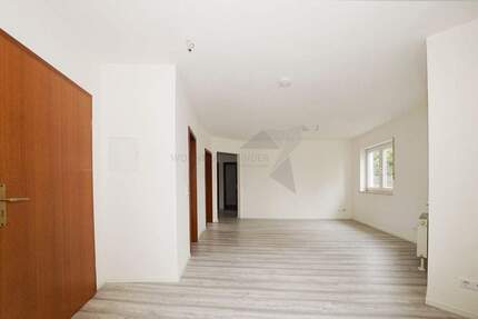 Wohnung Meerane - 3 Zimmer, 60 m&sup2;, 323&euro; | Angebot:25681371