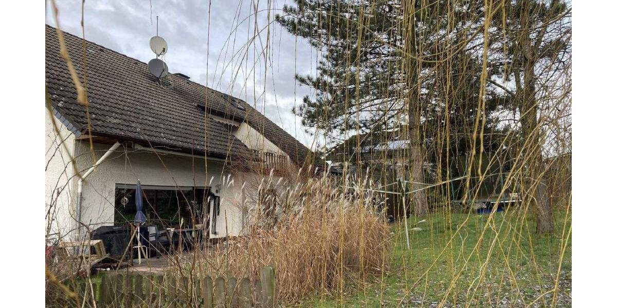 Etagenwohnung Schlüchtern Niederzell - 4 Zimmer, 135 m&sup2;, 1.050&euro; | Angebot:23842100