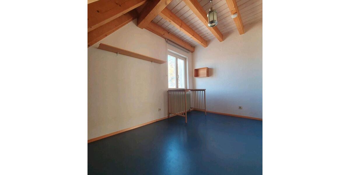 Wohnen auf Zeit Nagold - 4 Zimmer, 120 m&sup2;, 430&euro; | Angebot:25893987
