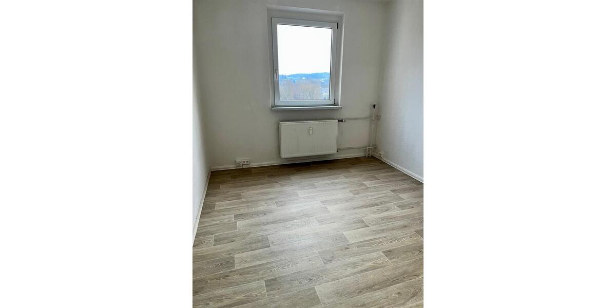 Etagenwohnung Oelsnitz (Vogtland) - 4 Zimmer, 96 m&sup2;, 578&euro; | Angebot:23863355